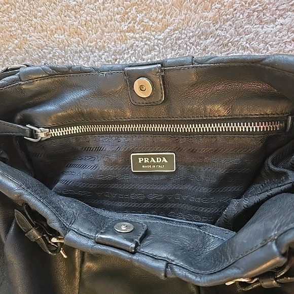 Vintage Authentic Prada Shoulder Bag Single Handle Black Leather Italy - Picture 3 of 16